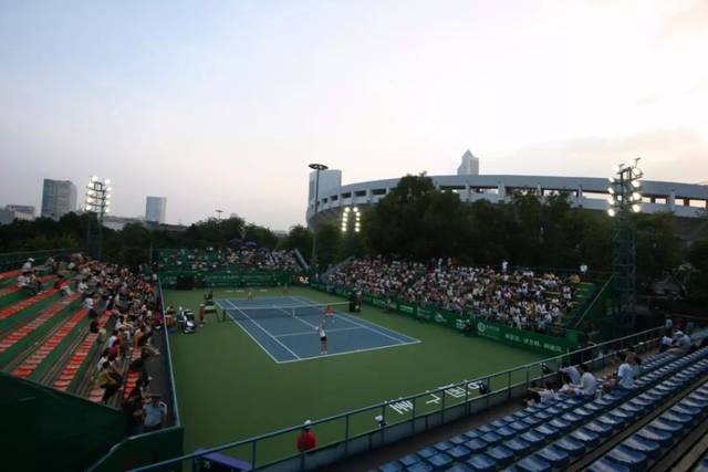 面对更多挑 面对更多挑