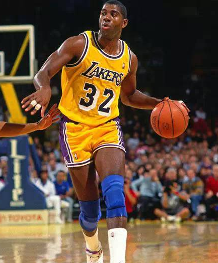 在亚洲杯收 在亚洲杯收