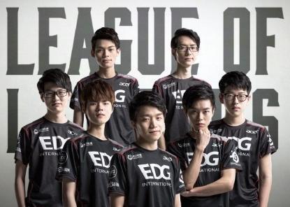 随着夏季转 随着夏季转